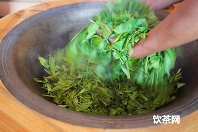 沉香普洱茶的功效與作用及禁忌，哪些人不能喝？