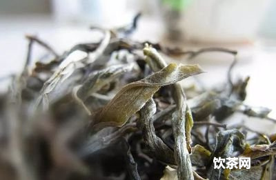 三十年的云南七子餅茶